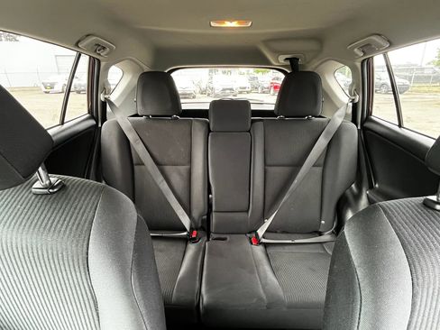 Used 2017 Toyota RAV4 LE w/ Preferred Accessory Package AWD/4WD image 10