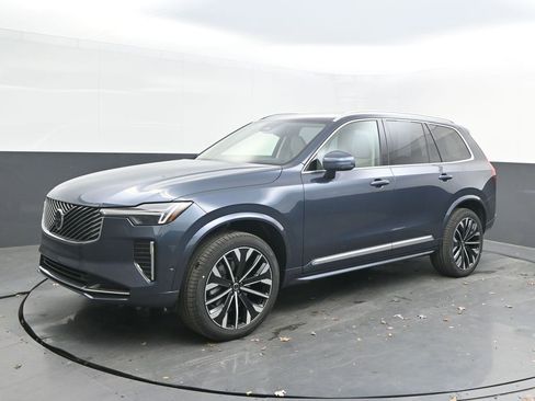 New 2026 Volvo XC90 B6 Ultra w/ Protection Package AWD/4WD image 1