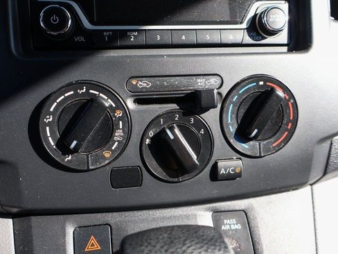 Used 2018 Nissan NV200 S w/ Cruise Control Package image 26