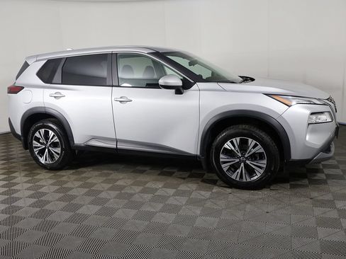 Used 2023 Nissan Rogue SV AWD/4WD image 15