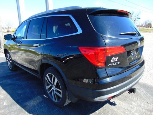 Used 2017 Honda Pilot Touring image 6
