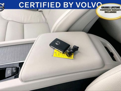 Certified 2023 Volvo XC60 B5 Plus w/ Protection Package Premier image 14