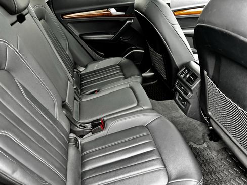 Used 2023 Audi Q5 2.0T Premium Plus w/ Premium Plus Package image 15