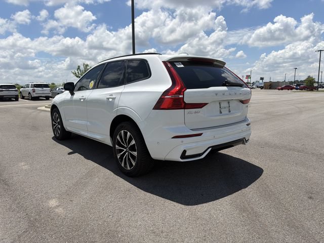 Used 2024 Volvo XC60 B5 Plus AWD/4WD image 3