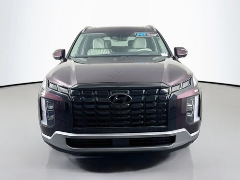 Used 2023 Hyundai Palisade Limited FWD image 2