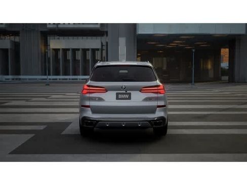 Used 2026 BMW X5 xDrive40i w/ Executive Package AWD/4WD image 5