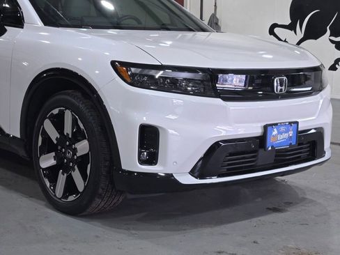 Used 2024 Honda Prologue Elite image 2