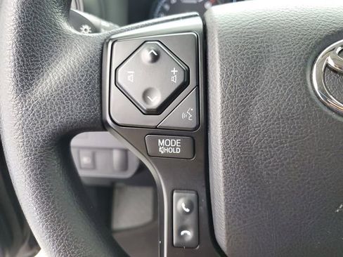 Used 2022 Toyota Tacoma SR RWD image 19
