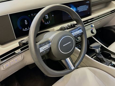 Used 2025 Hyundai Tucson SEL AWD/4WD image 18