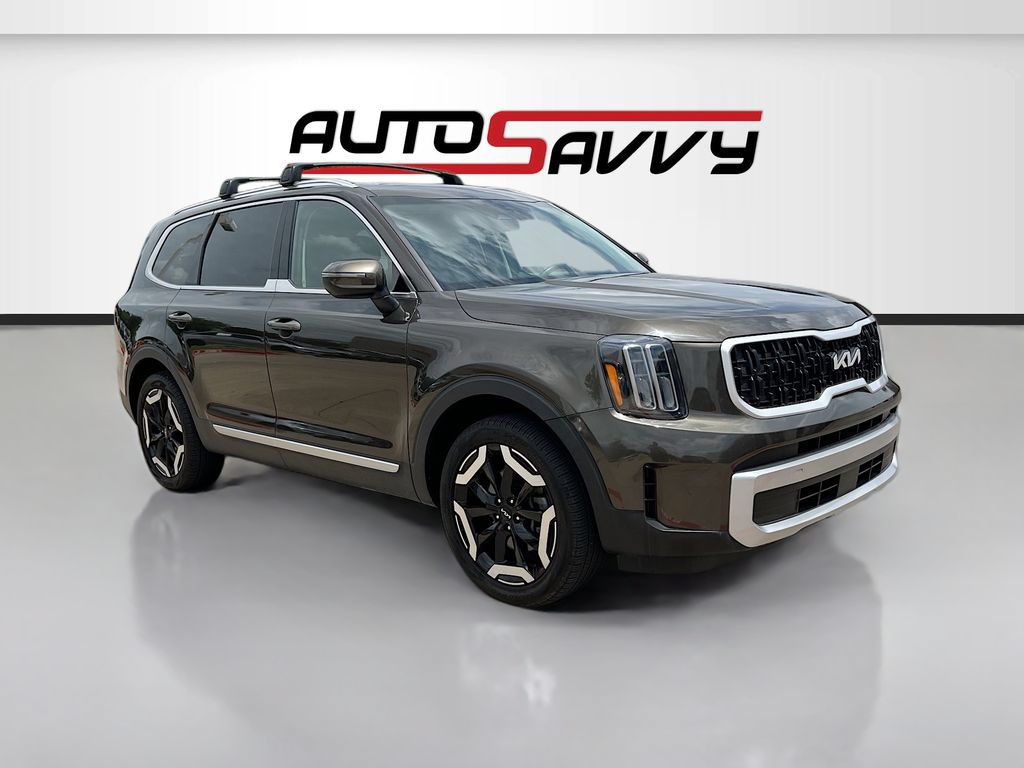 Used 2024 Kia Telluride EX w/ EX Captain's Chair Package FWD image 1