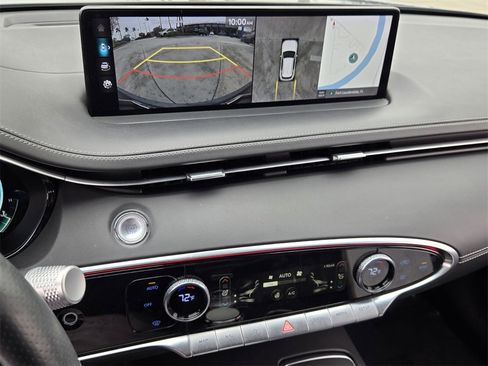 Used 2024 Genesis GV70 2.5T w/ Sport Prestige Package image 21