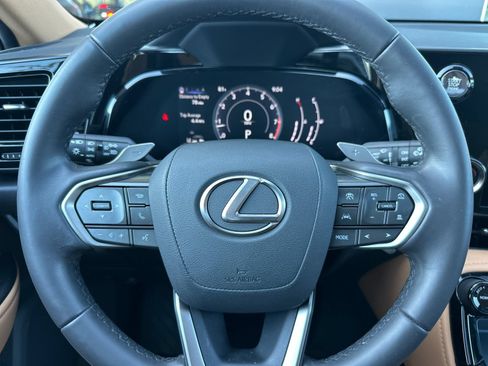 Used 2024 Lexus NX 250 FWD image 24
