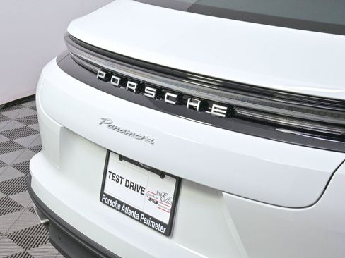 New 2026 Porsche Panamera image 36