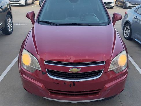 Used 2014 Chevrolet Captiva Sport LT w/ Convenience Package FWD image 4
