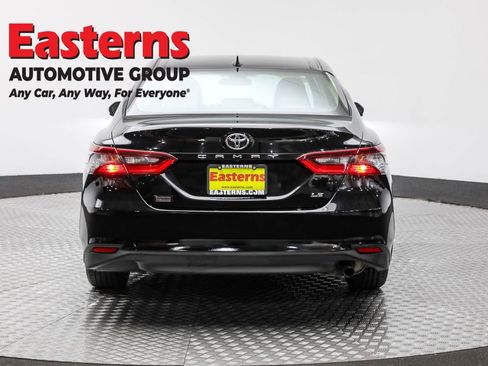 Used 2023 Toyota Camry LE image 6