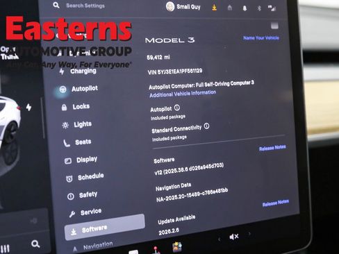 Used 2023 Tesla Model 3 Standard Range image 18