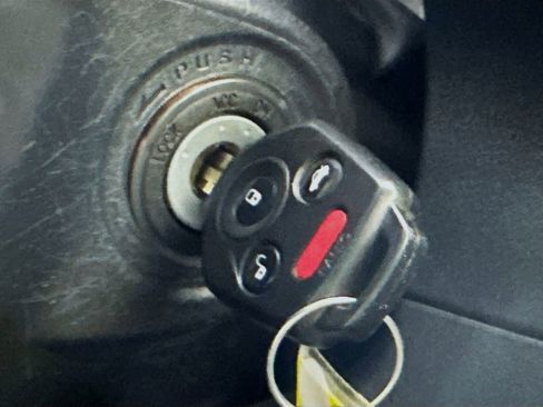 Used 2023 Subaru Crosstrek 2.0i Premium image 18