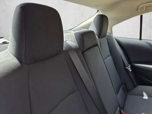 Used 2023 Toyota Corolla LE FWD image 17