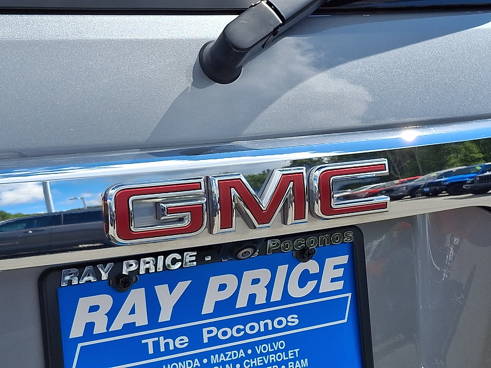 Certified 2023 GMC Acadia SLT w/ Preferred Package FWD image 31