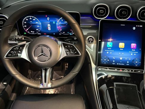 Used 2026 Mercedes-Benz GLC 300 image 25