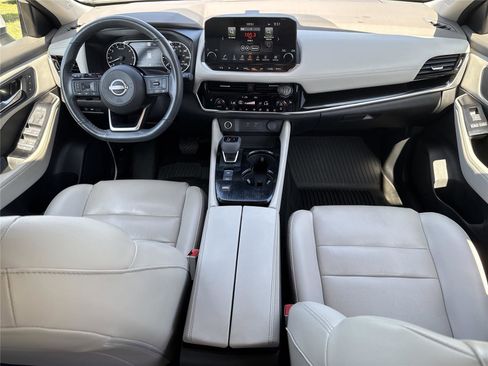 Used 2023 Nissan Rogue SL w/ SL Premium Package FWD image 13