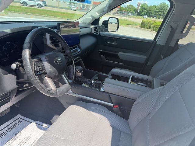 Used 2024 Toyota Tundra Limited AWD/4WD image 16