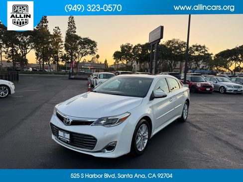 Used 2015 Toyota Avalon XLE Premium FWD image 1