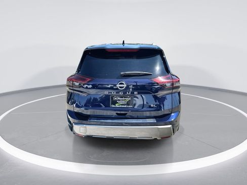 Used 2024 Nissan Rogue SL FWD image 7