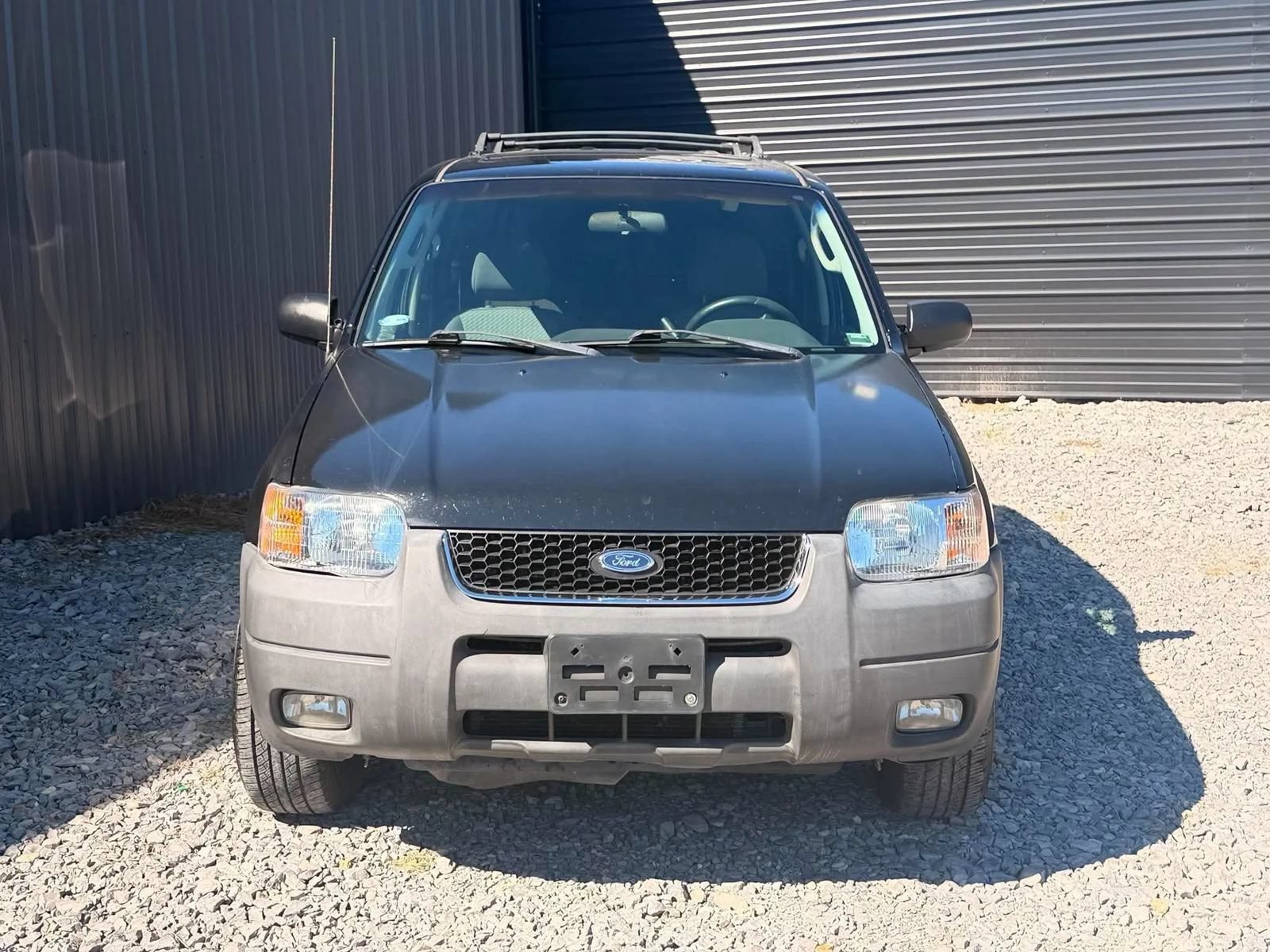 Used 2004 Ford Escape XLT AWD/4WD image 2