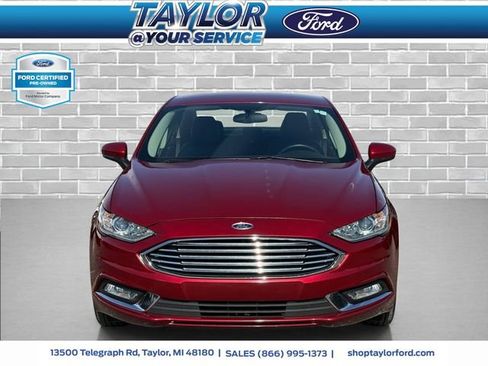 Certified 2017 Ford Fusion SE w/ Equipment Group 201A image 2