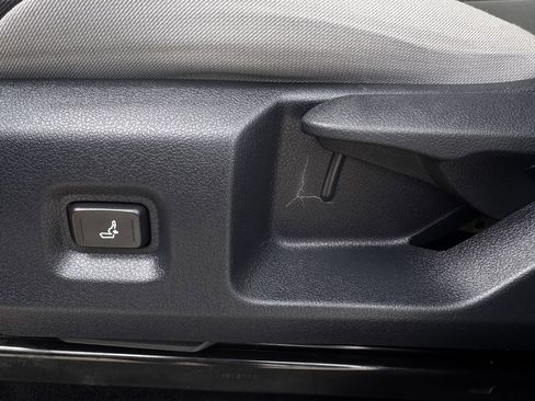 Used 2024 Toyota Tacoma TRD Off-Road image 27