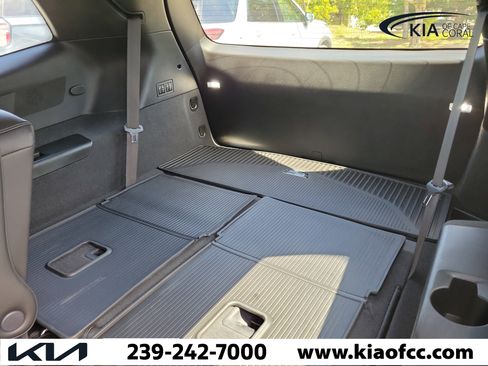 Used 2021 Cadillac XT6 Premium Luxury image 9