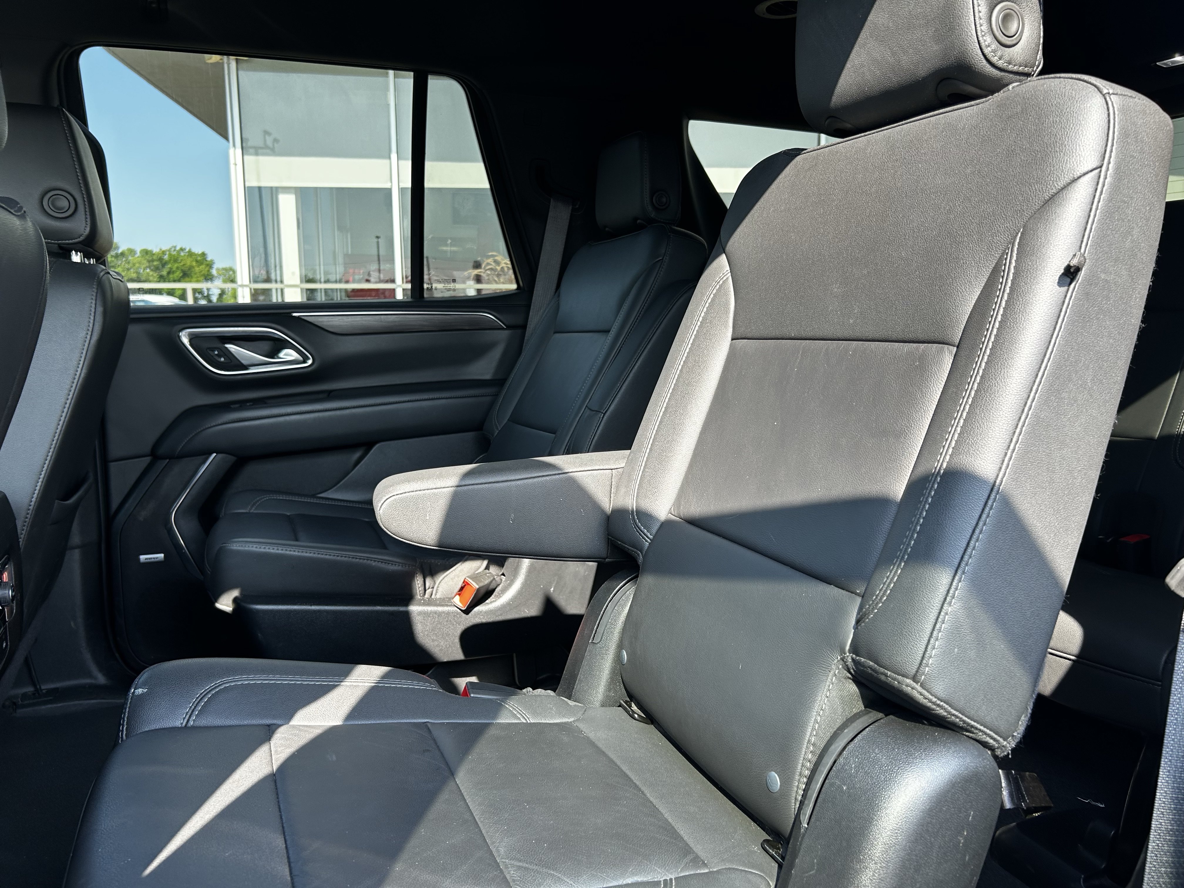 Used 2024 Chevrolet Tahoe LT AWD/4WD image 20