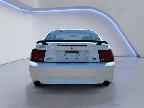 Used 2003 Ford Mustang Mach 1 RWD image 4