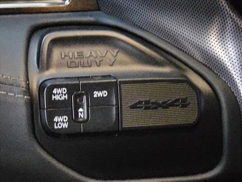 Used 2020 RAM 2500 Limited image 11