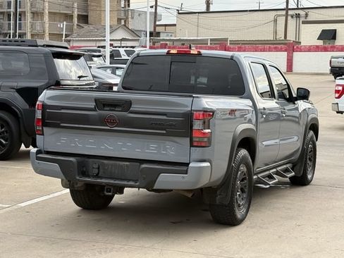 Used 2025 Nissan Frontier PRO-4X w/ Pro Convenience Package AWD/4WD image 4