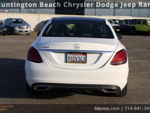 Used 2021 Mercedes-Benz C 300 Sedan image 4
