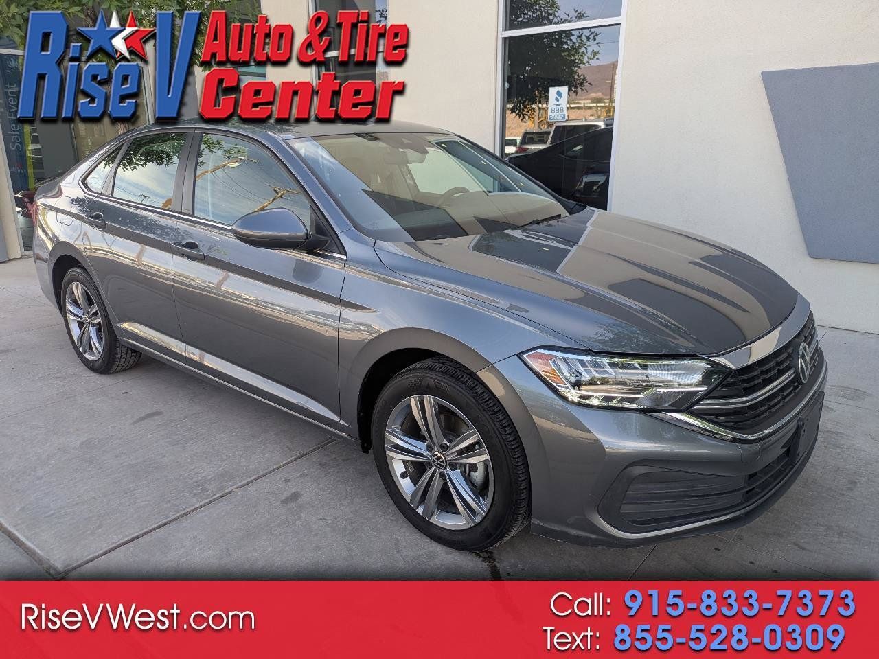 Used 2024 Volkswagen Jetta SE FWD image 1