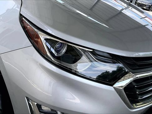 Used 2018 Chevrolet Equinox LS FWD image 28