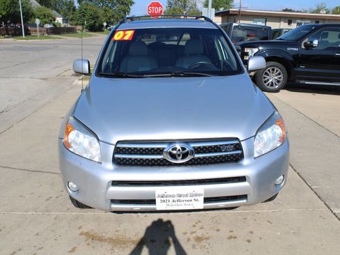 Used 2007 Toyota RAV4 Limited image 4