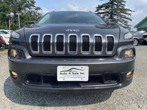 Used 2015 Jeep Cherokee Latitude FWD image 3
