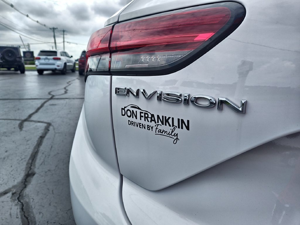 Used 2022 Buick Envision Preferred FWD image 27