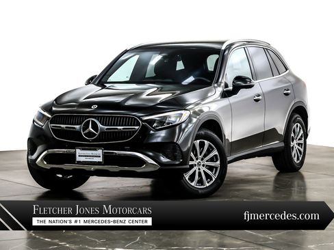 Certified 2025 Mercedes-Benz GLC 300 image 1