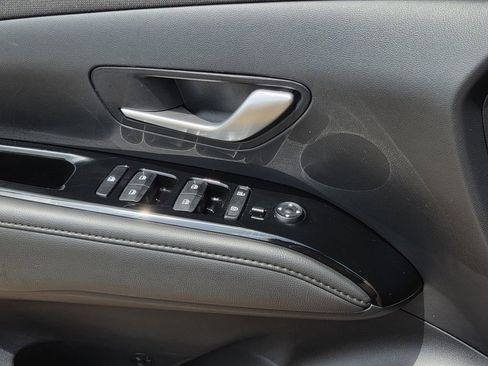 Certified 2024 Hyundai Tucson Limited AWD/4WD image 20