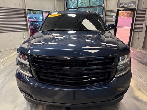 Used 2020 Chevrolet Tahoe LT w/ Luxury Package AWD/4WD image 41
