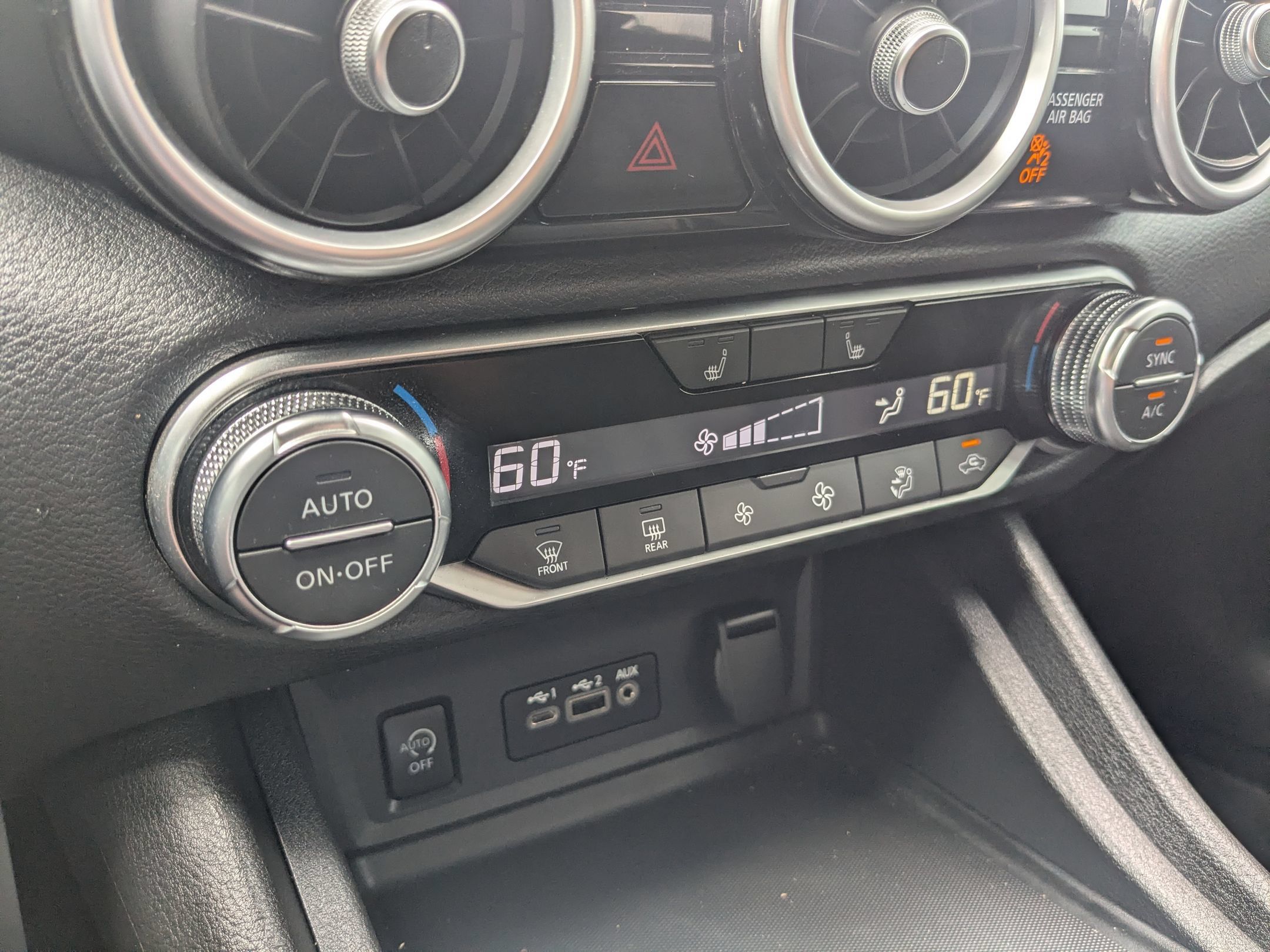 Used 2024 Nissan Sentra SR FWD image 17