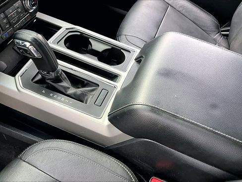 Used 2015 Ford F150 Lariat w/ Equipment Group 502A Luxury image 17