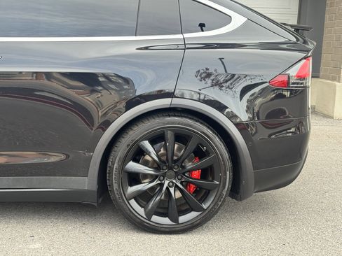 Used 2017 Tesla Model X P100D image 17