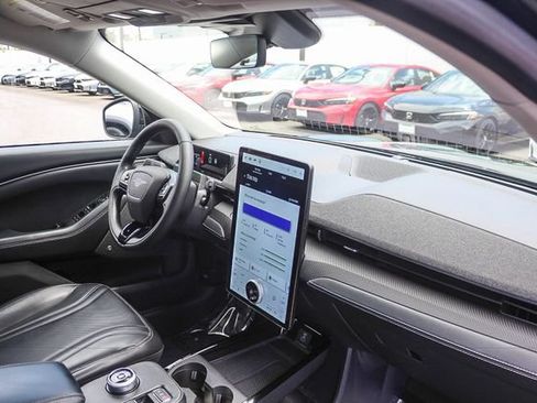 Used 2021 Ford Mustang Mach-E Premium RWD image 21