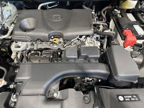 Used 2022 Toyota RAV4 XLE w/ Convenience Package AWD/4WD image 22
